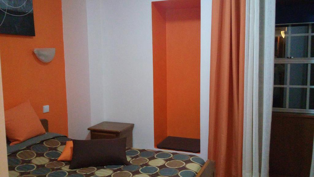 Residencial Moeda Hotel Coimbra Exterior photo