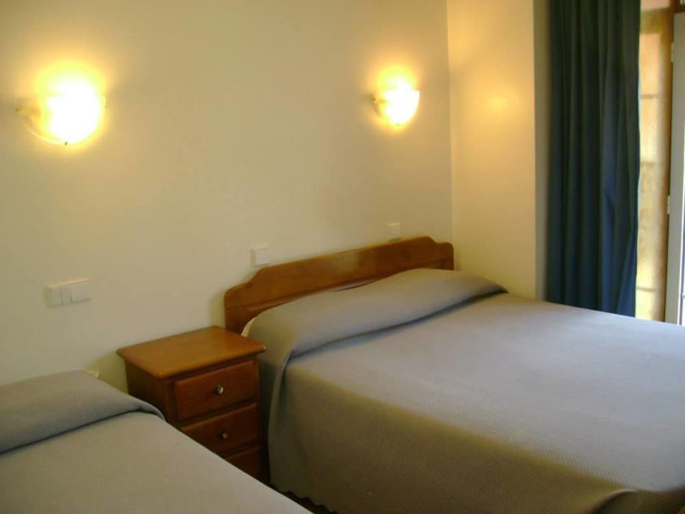 Residencial Moeda Hotel Coimbra Exterior photo