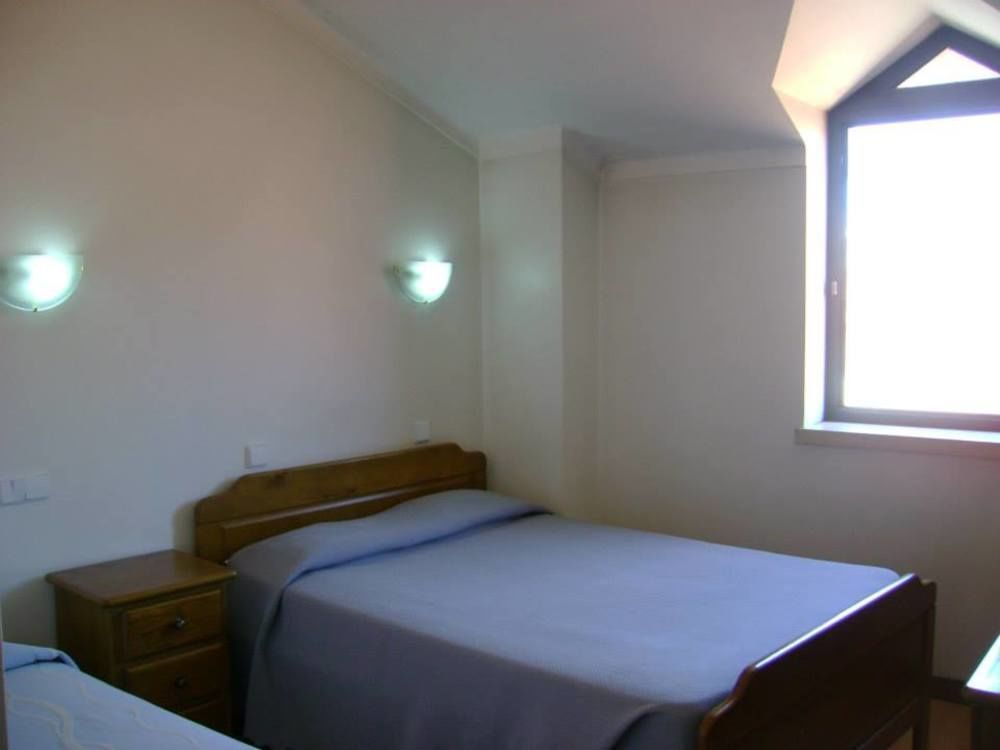 Residencial Moeda Hotel Coimbra Exterior photo